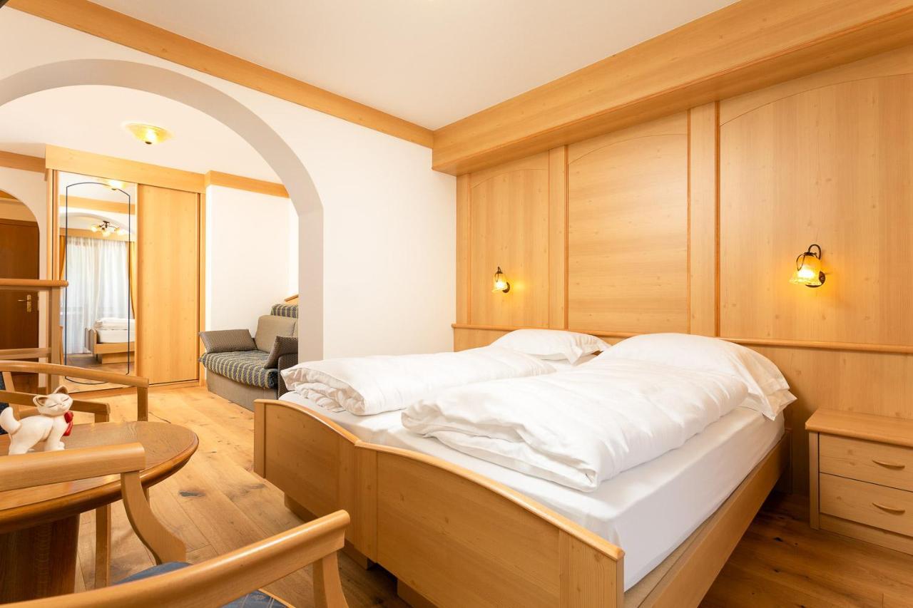 Hotel Pareda Canazei Extérieur photo
