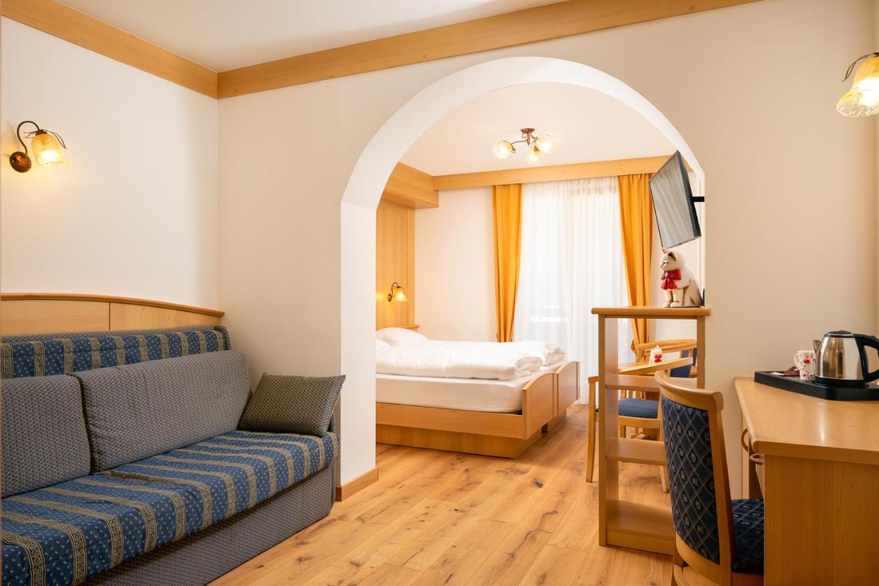 Hotel Pareda Canazei Extérieur photo